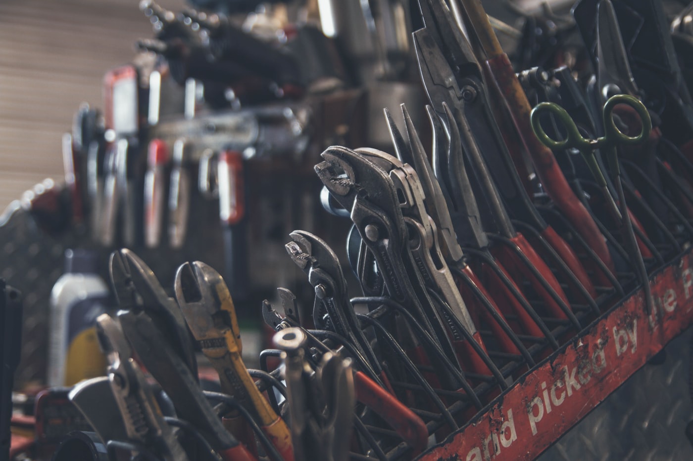 Maintenance tools for commercial upkeep